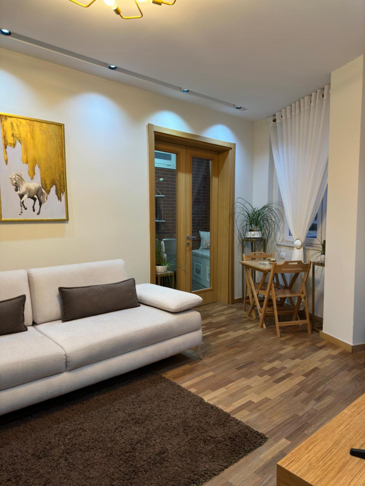 Dry Lake Apartment Tiran Dış mekan fotoğraf